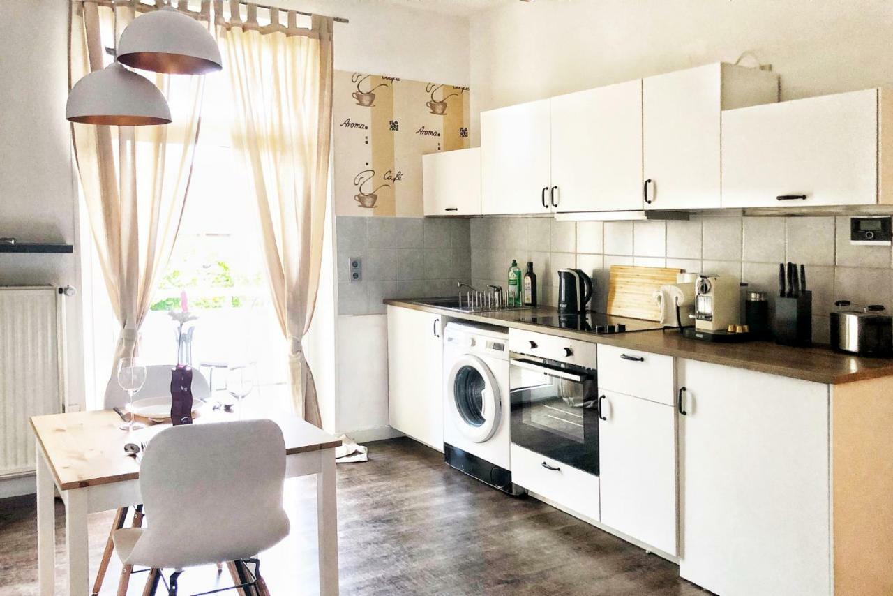 Wunderschoene Altbauwohnung Mit Flair In Wuppertal Exterior foto